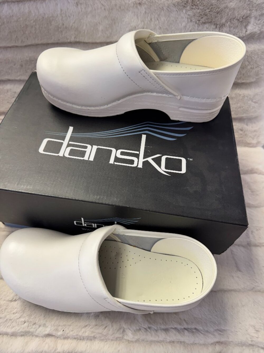The Dansko Professional White Box clog